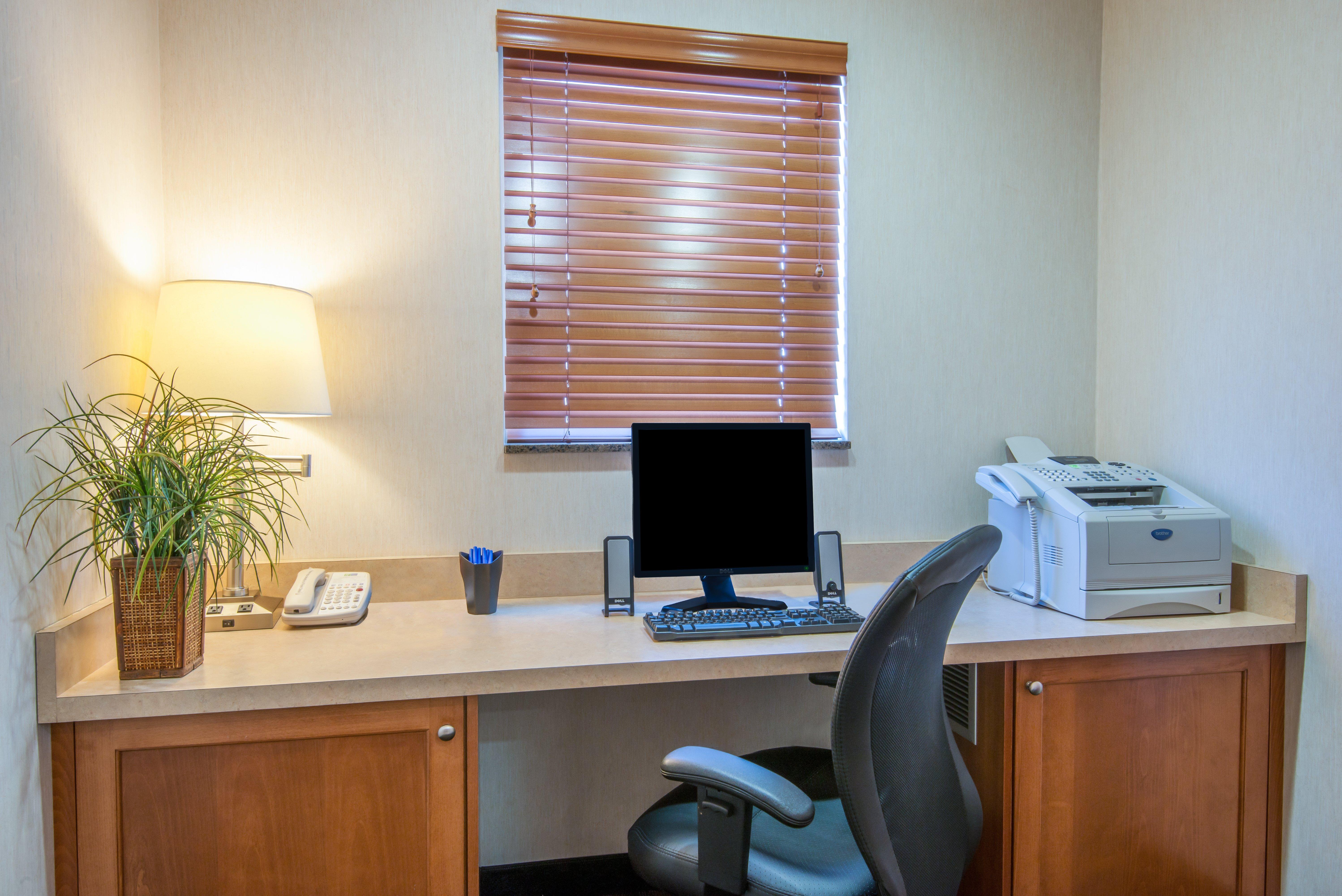 Holiday Inn Express Hotel Vernal By Ihg Extérieur photo