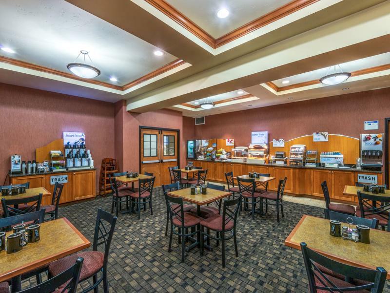 Holiday Inn Express Hotel Vernal By Ihg Extérieur photo